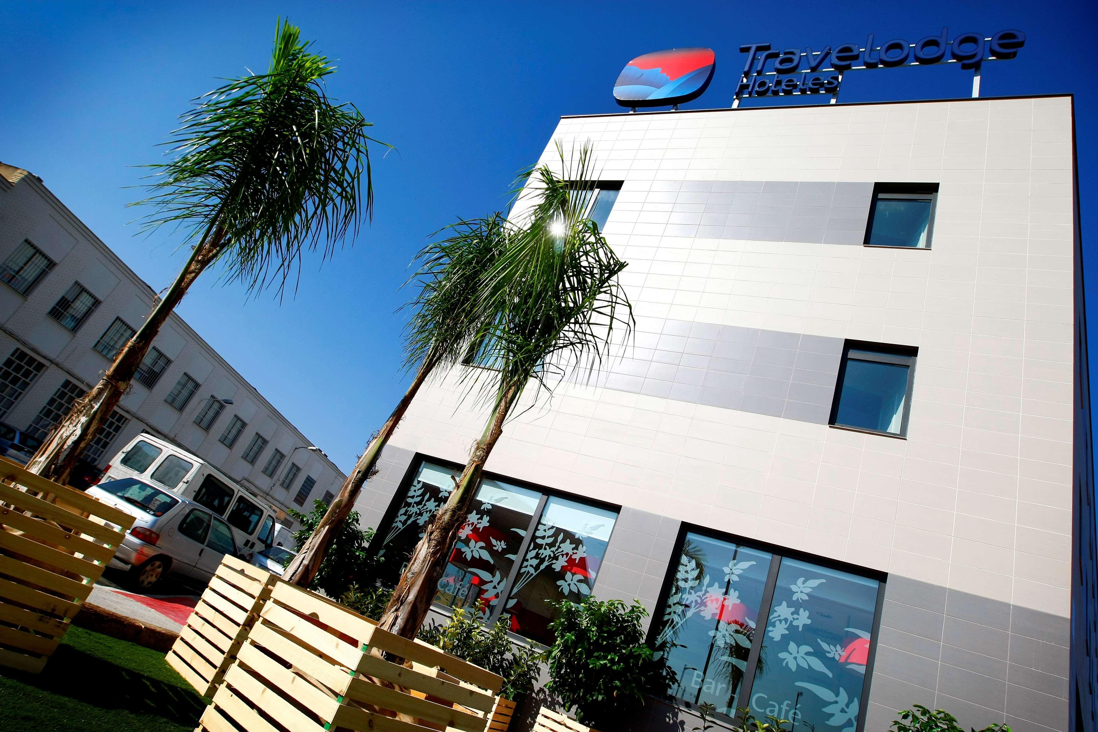 Travelodge Valencia Aeropuerto Manises Zewnętrze zdjęcie